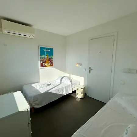 A013-apt Vue Avec Piscine Et Terrasse